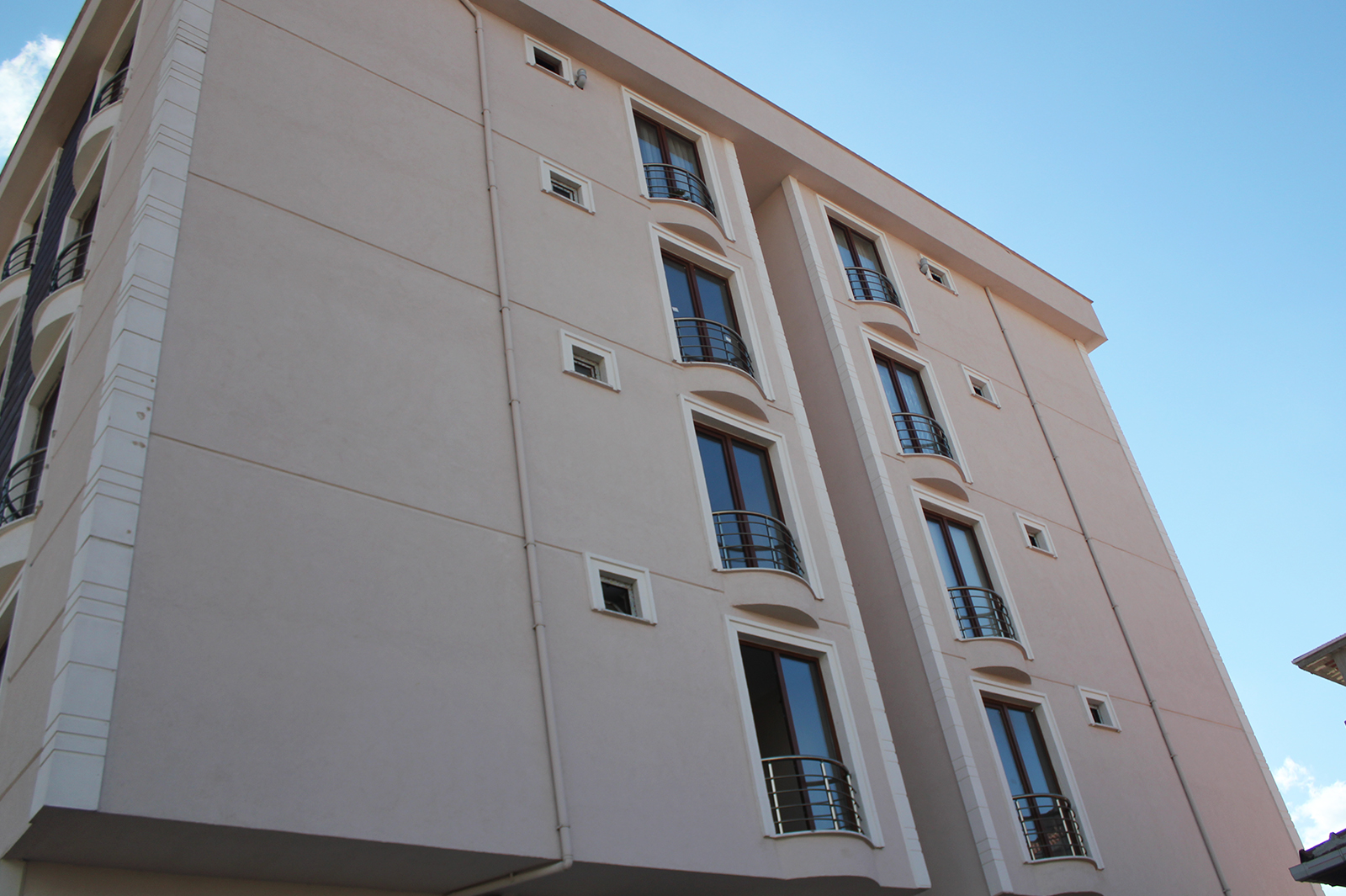 0002_esenyali-vişne-sk-arka