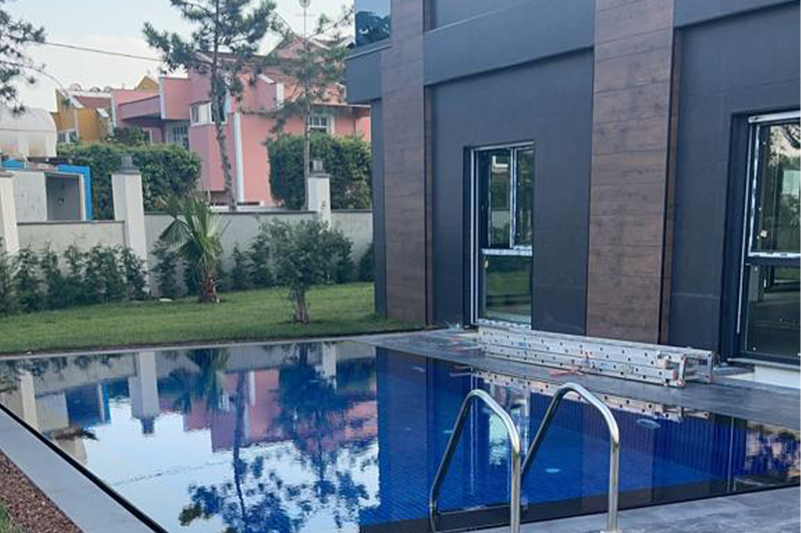 a_0004_1801-1_0004_ffcc2a9c-eac1-4674-9e21-d5bbd76b0a12